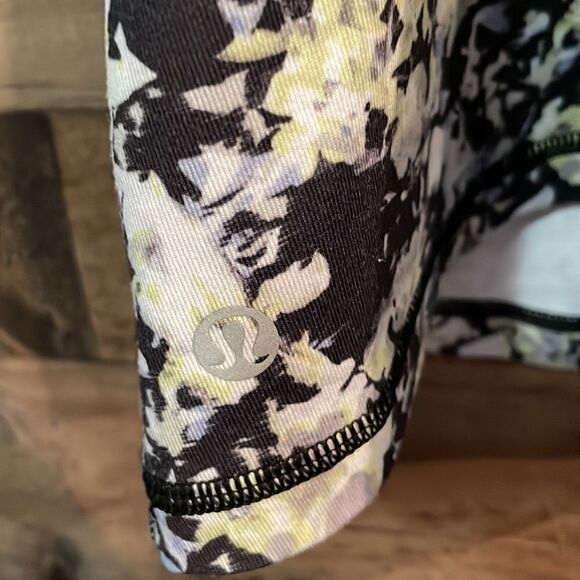 Lululemon Inspiration Tank II Crosscourt Petal Black Clarity Yellow - Picture 3 of 8